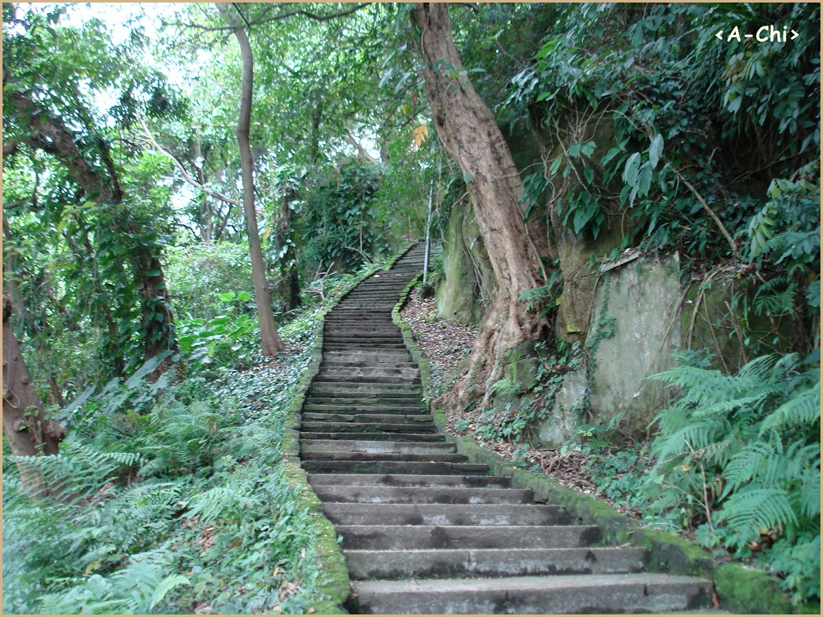 台北芝山岩步道